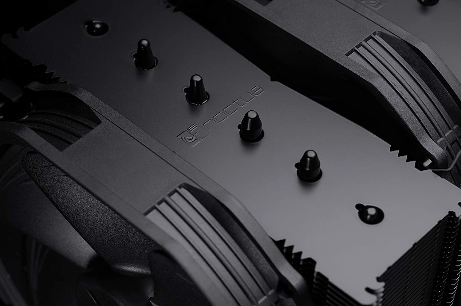 NH-D15 Chromax.Black, Dual-Tower CPU Cooler (140Mm, Black)