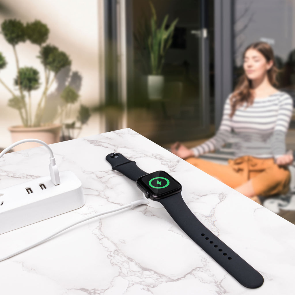 Onn. 6' Smart Watch Charger for Apple Watch, Compatible with All Apple Watches - Series 7/ Series SE / Series 6 / Series 5 / Series 4 / Series 3 / Series 2 / Series 1
